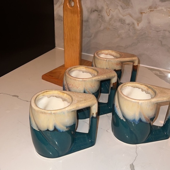 Set of 4 Vintage Padilla Glazed Ombré Ceramic Mugs w/ Wood Stacking Rack - Picture 8 of 10